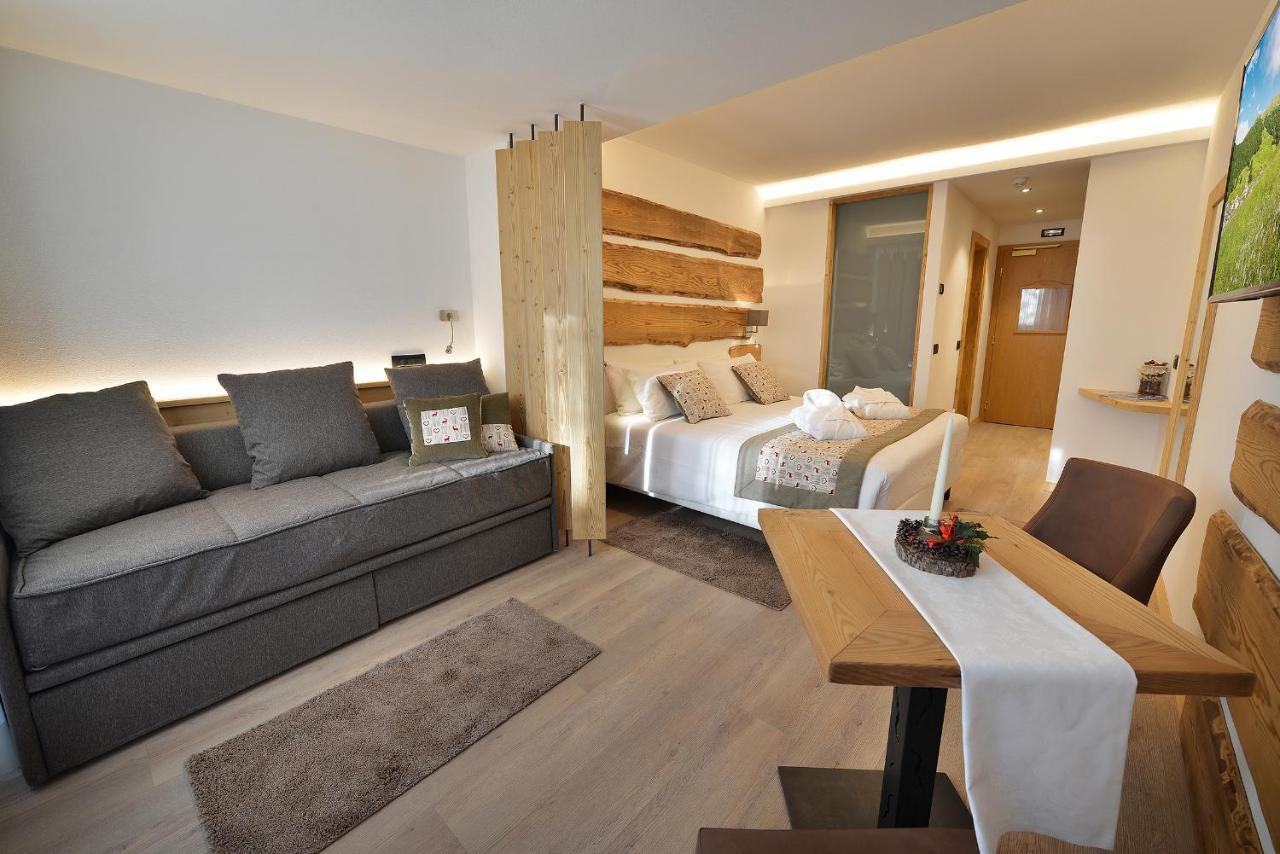 Hotel Bucaneve Livigno Eksteriør billede