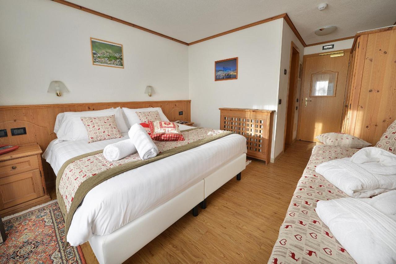Hotel Bucaneve Livigno Eksteriør billede