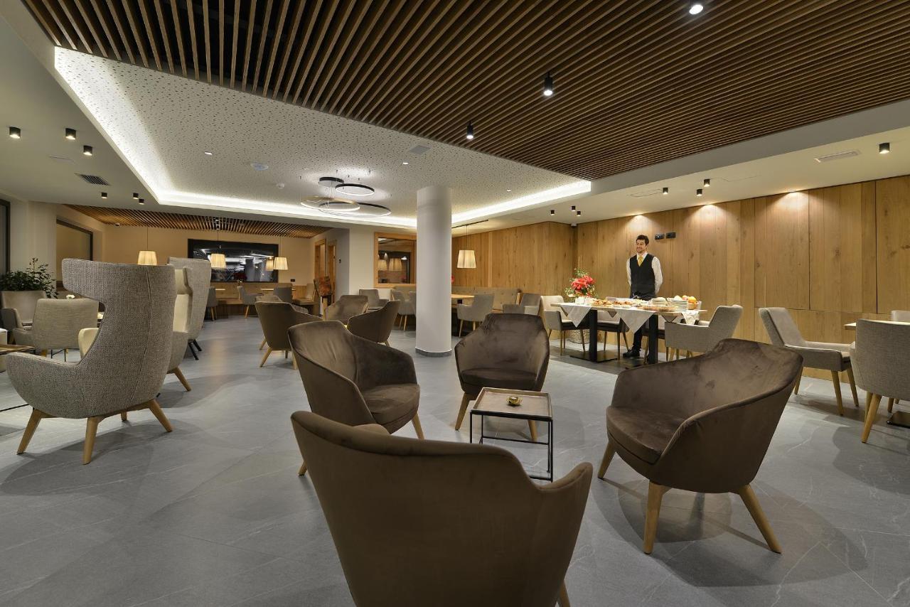 Hotel Bucaneve Livigno Eksteriør billede