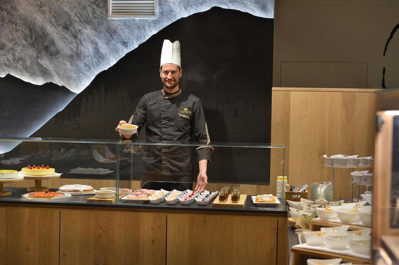 Hotel Bucaneve Livigno Eksteriør billede